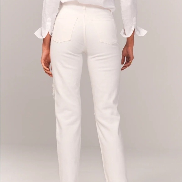 Abercrombie & Fitch High Rise Mom Jean - Picture 3 of 13
